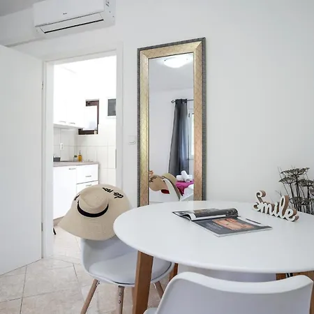 Downtown Hideaway - Zf Hvar Apartman *