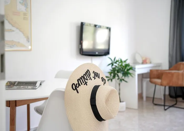 Downtown Hideaway - Zf Hvar شقة