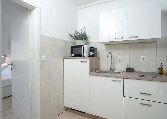 Downtown Hideaway - Zf Hvar شقة *